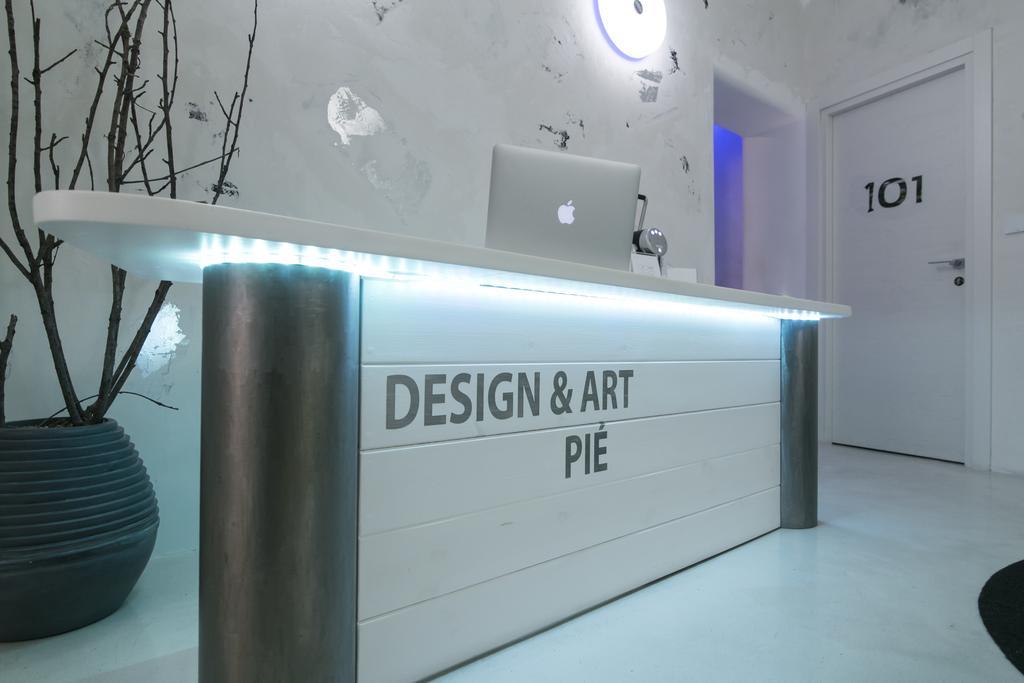 Отель Design&Art Pie' Рим Экстерьер фото