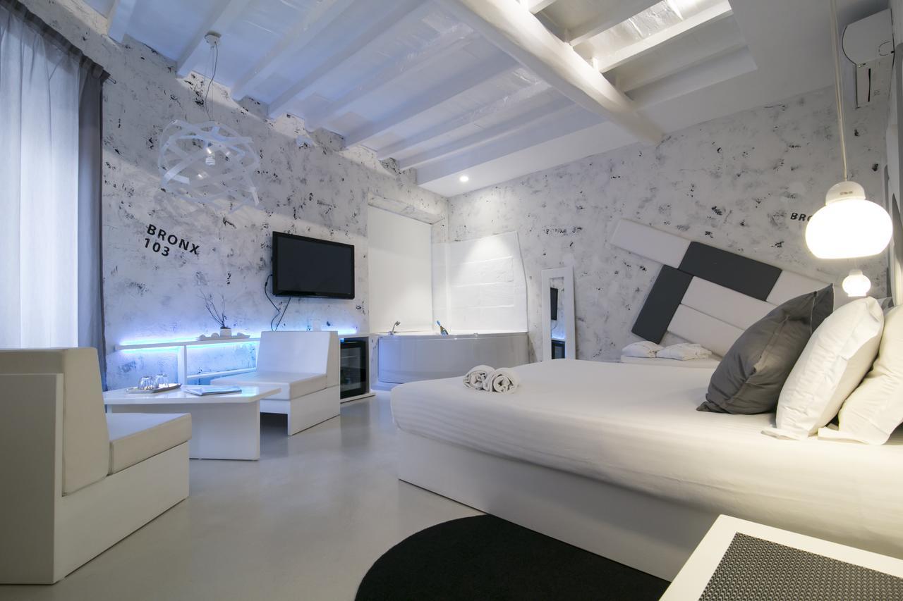 Отель Design&Art Pie' Рим Экстерьер фото